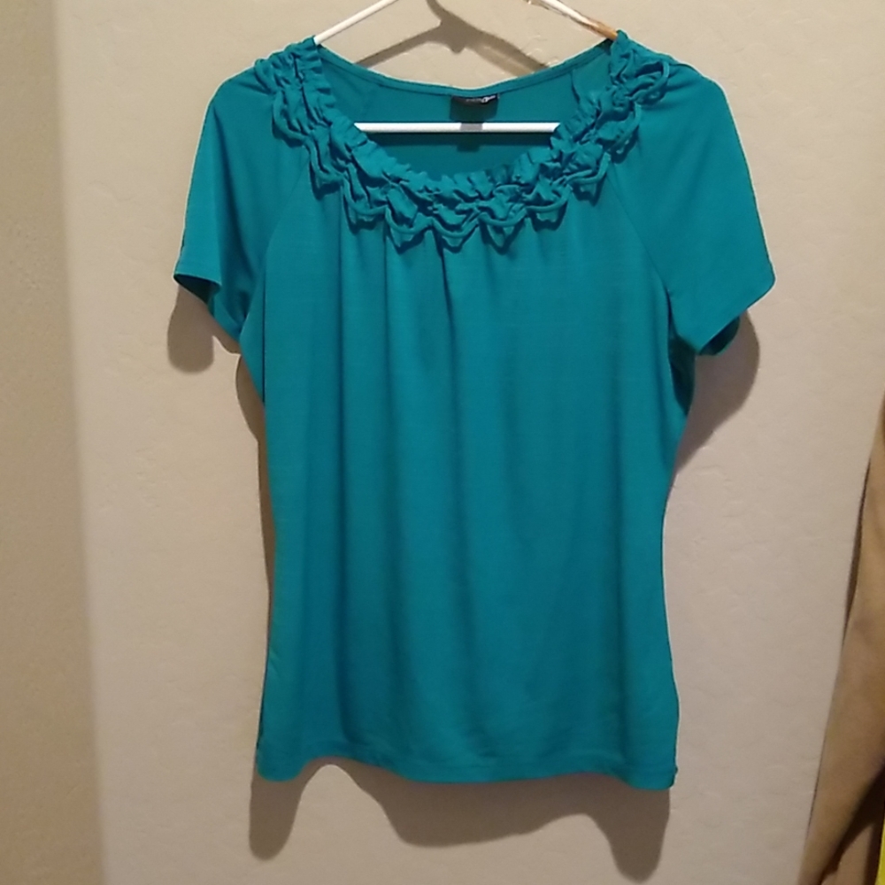 Green polyester/Spandex Blouse